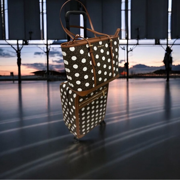 Michael Kors Handbags - Michael kors Brown and White Polka Dot Women HandBag&suitcase NWT Authentic